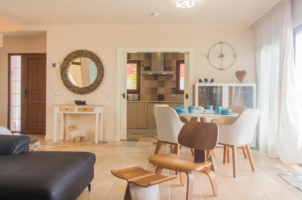 Luxurious Villa With Amazing Sea View And Pool Caleta De Fuste 0*,